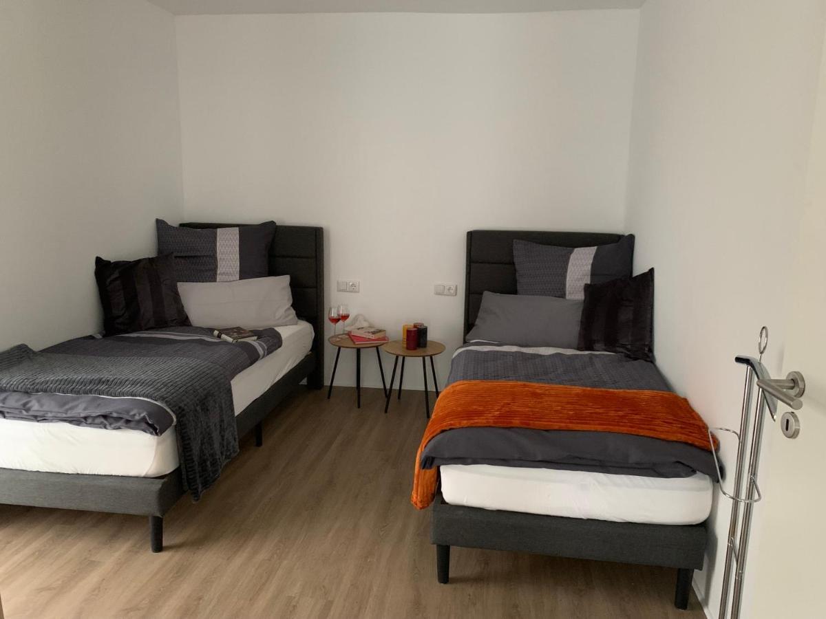 Eifel24, Neues Und Barrierefreies Appartement Mit Terrasse Schwirzheim ภายนอก รูปภาพ
